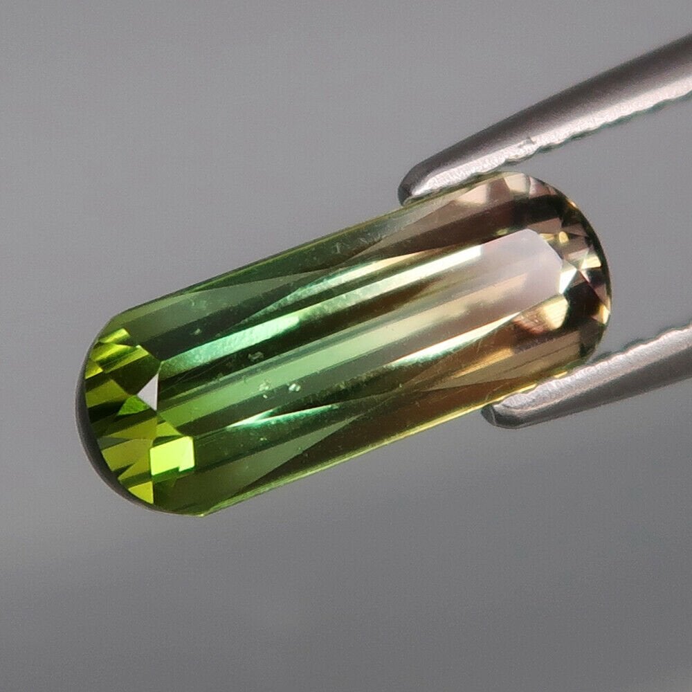 Color Zoning in Tourmaline