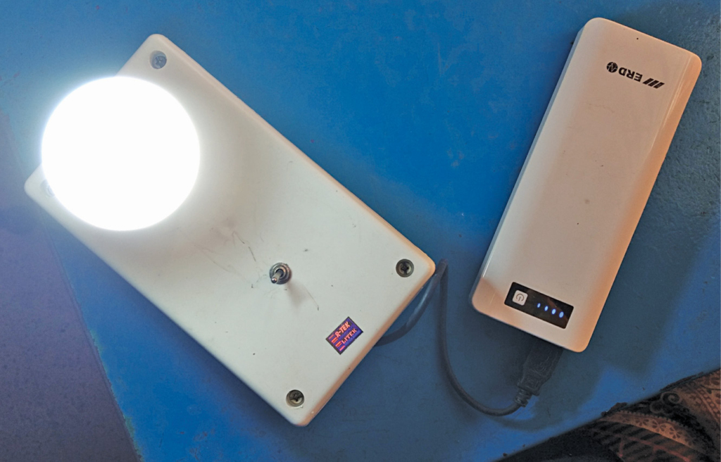 Portable Electronic Light