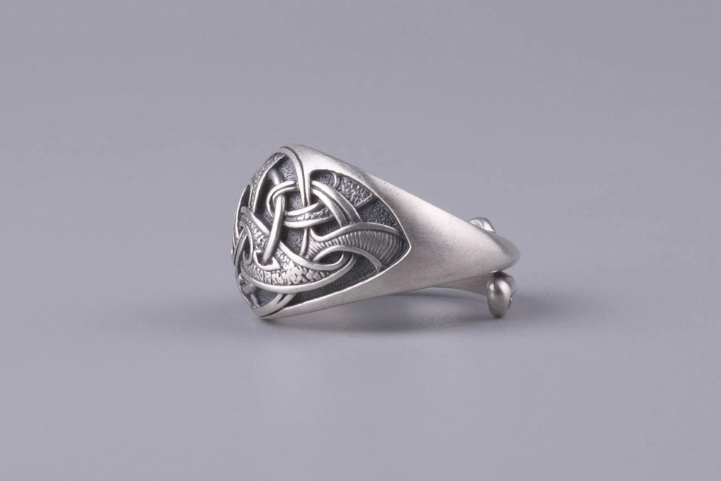 Triquetra Rings