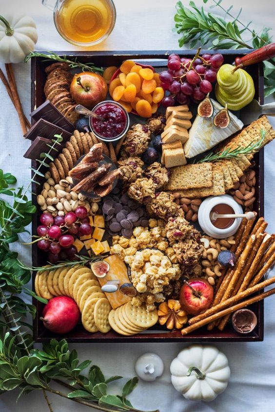A Fancy Charcuterie Board for Thanksgiving