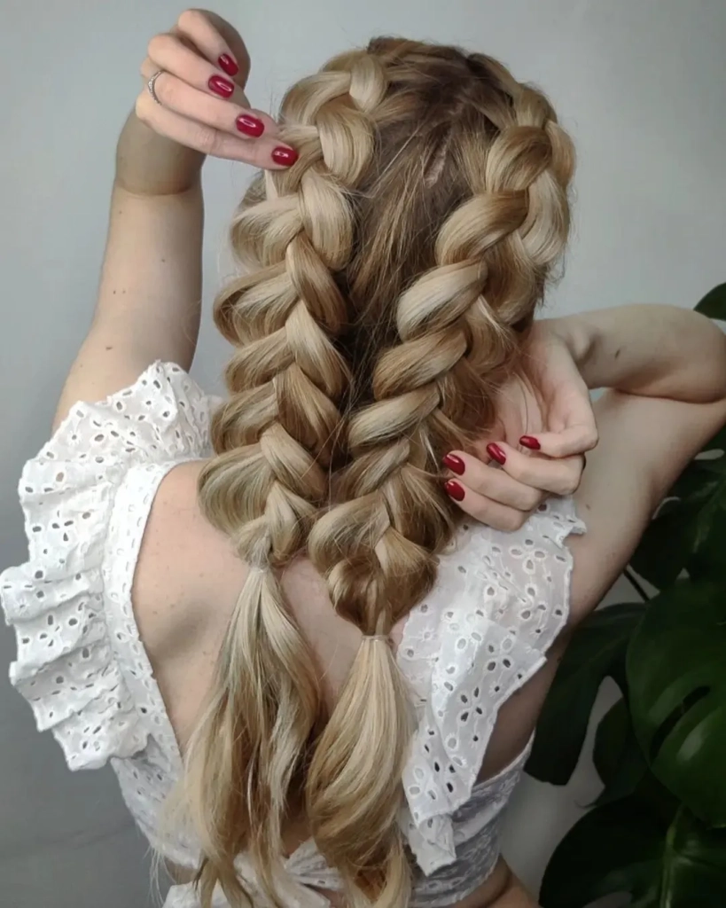 Halo Braid with Loose Strands