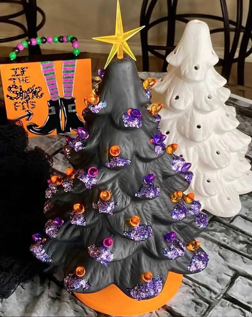 20 Halloween Trees That Will Convince You To Put Your