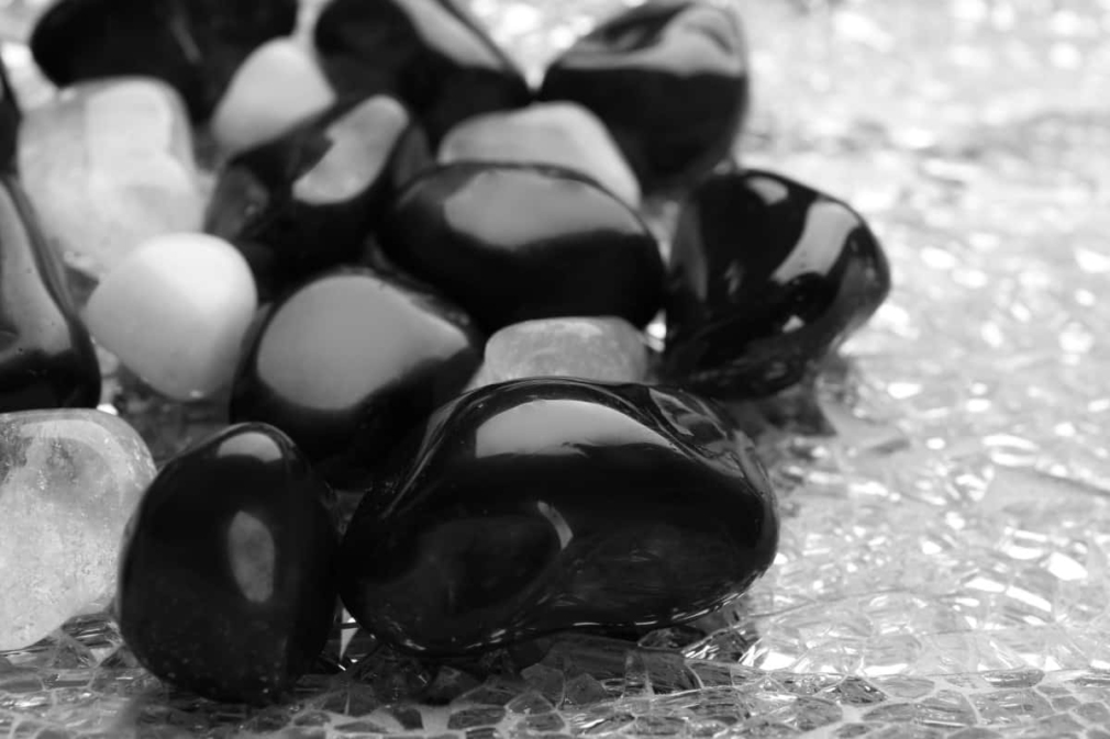 About Black Onyx - History, Meaning, Value, And Uses