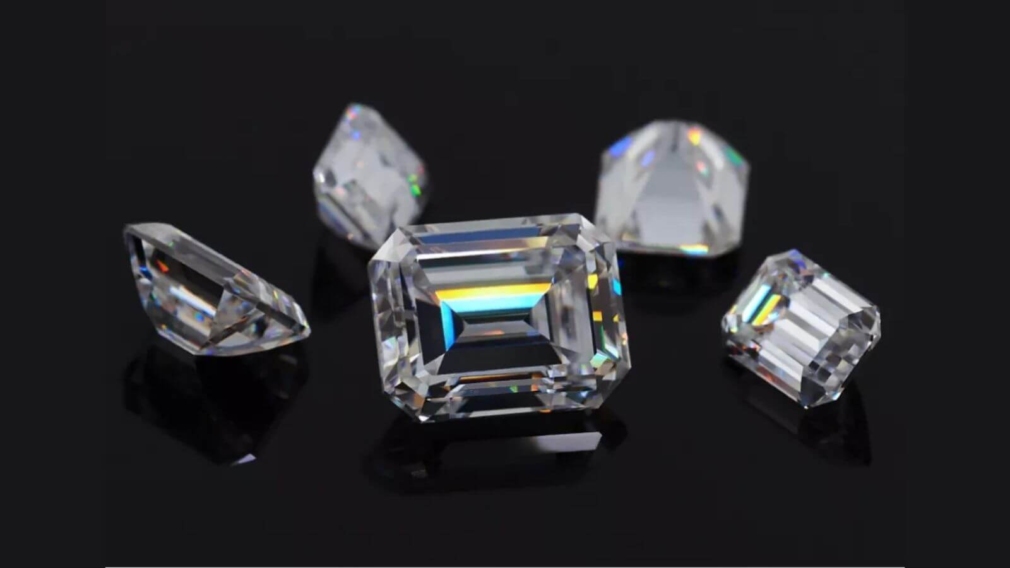 Moissanite vs Cubic Zirconia: Which is Best for You?